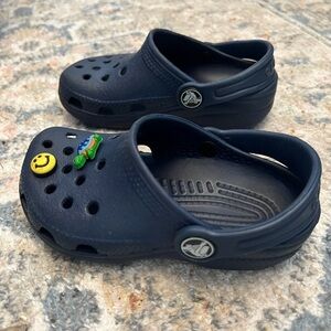 Boy navy blue crocs
